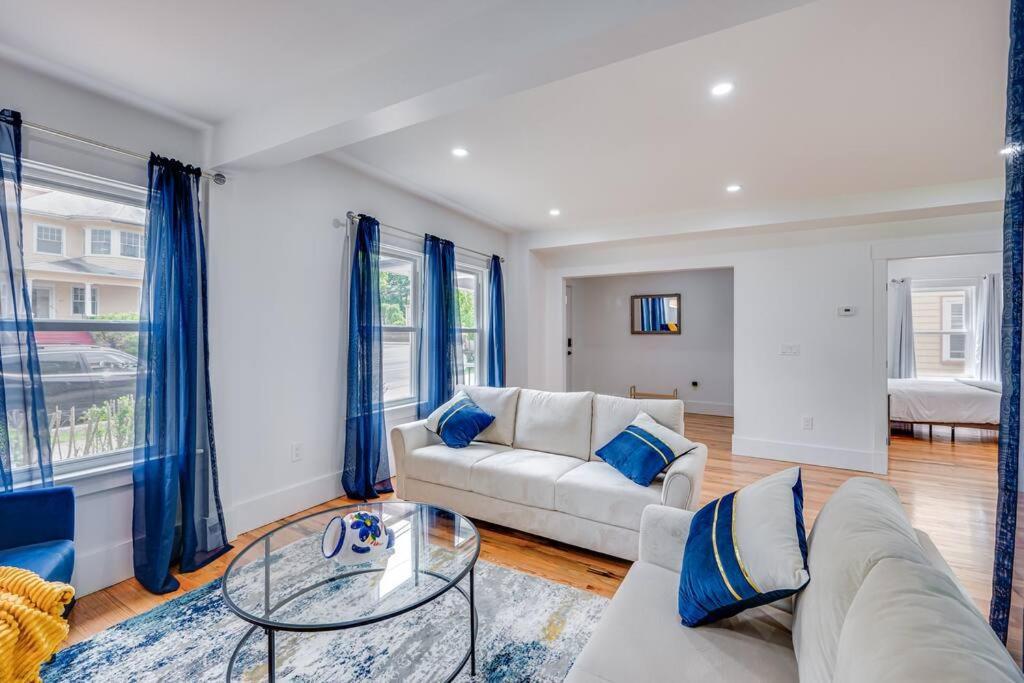 Apartamento Modern Red Door Haven +5Mins To Boston Milton Exterior foto